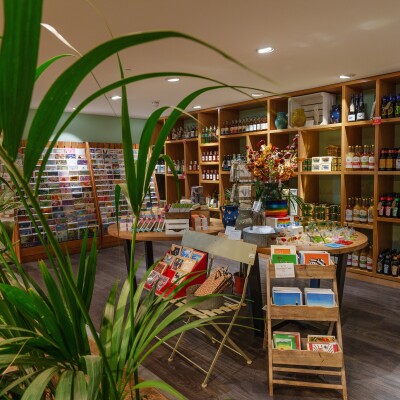 gifting and greeting cards